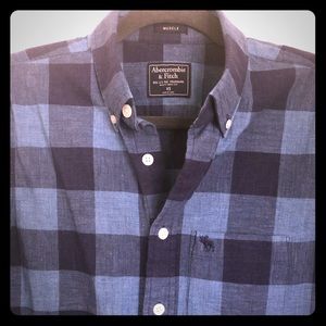 Abercrombie & Fitch Blue Plaid size xs